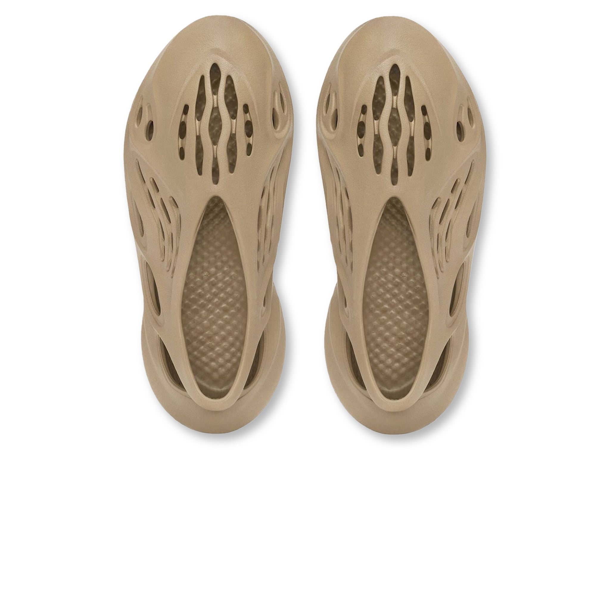 Top down view of Adidas Yeezy Foam RNNR Ochre GW3354